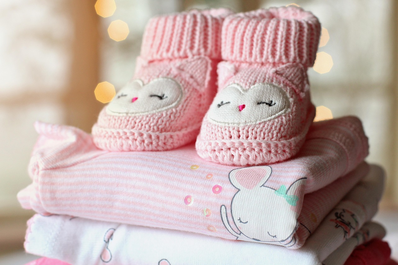 découvrez les meilleures soins de la peau pendant la grossesse pour protéger votre peau et assurer le bien-être de votre bébé.