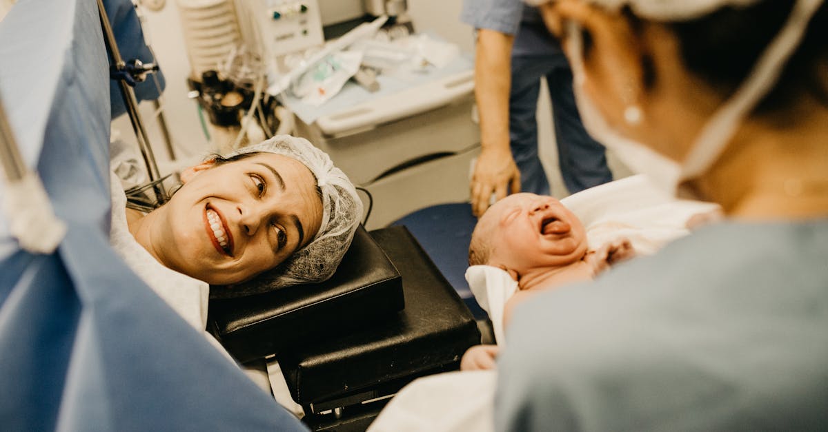 Sage-femme : les rôles et responsabilités dans le suivi de grossesse
