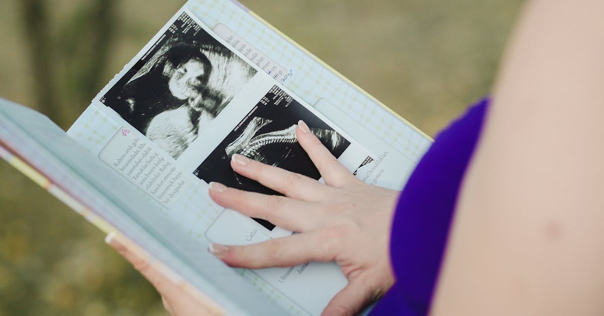 Journal de bébé : l’importance de consigner chaque moment précieux
